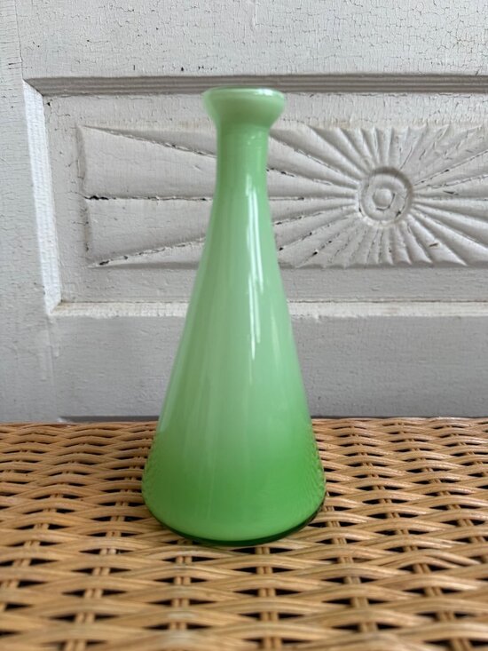unbranded Other - Vintage MCM Art Glass Encased White and Jadite Green Gradiant Bud Vase 7"